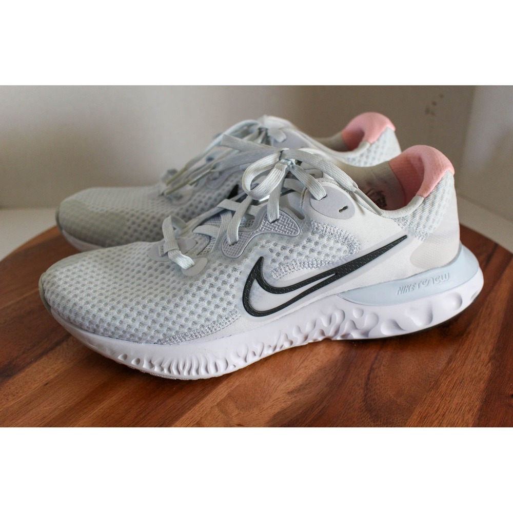 Nike Sneakers Womens 10.5 White Gray Renew‎ Run 2 Lace Running Shoes CU3505-101